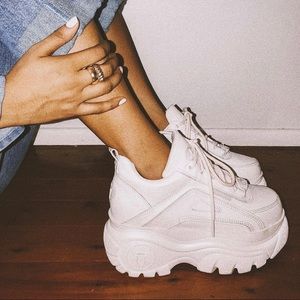 Windsor Smith Lupe Sneaker